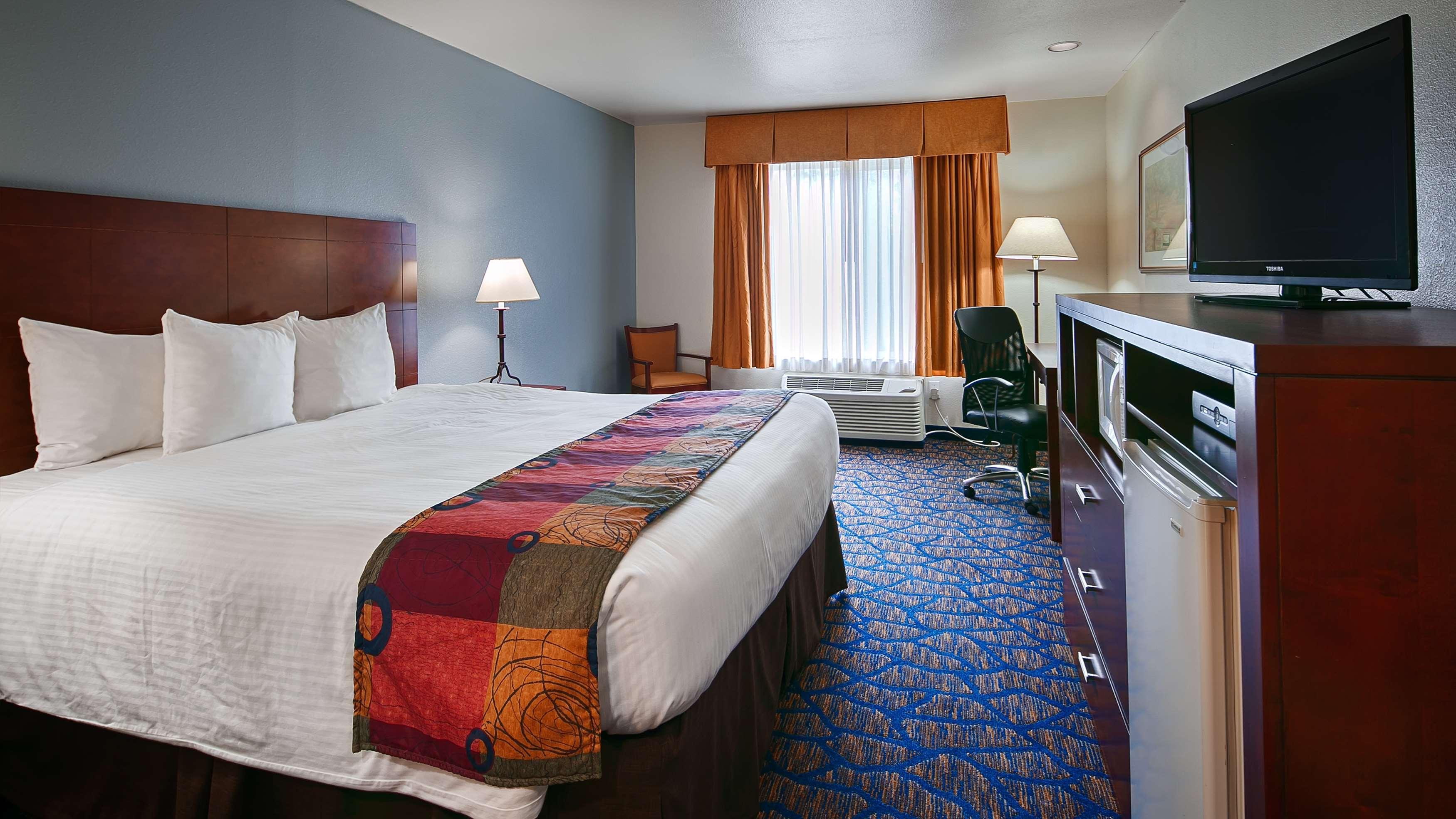Best Western Plus Villa Del Lago Inn Patterson Exterior foto