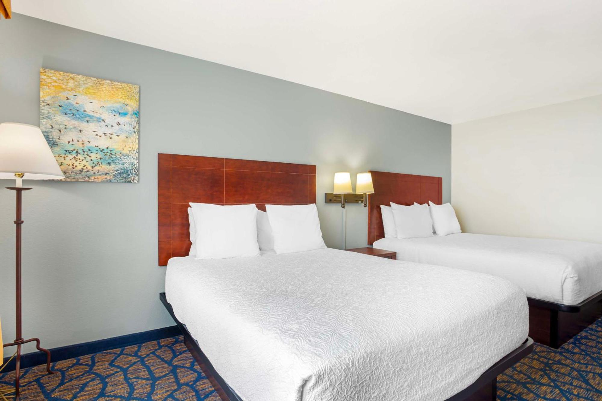 Best Western Plus Villa Del Lago Inn Patterson Exterior foto